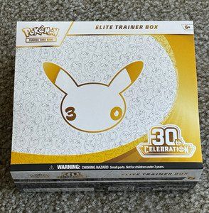 Pokémon Carte collezionabili: 30th celebration ETB Pokemon – Usato da St-Légier-Chiésaz venduto da John1814