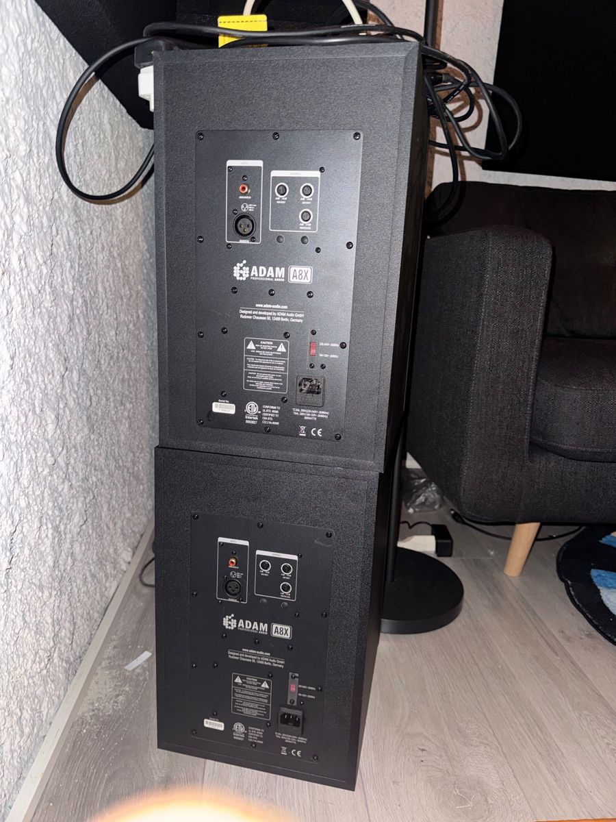 Adam Audio Haut-parleurs: Adam Audio A8X – D'occasion à Triengen par Meetmeatthebodega 3