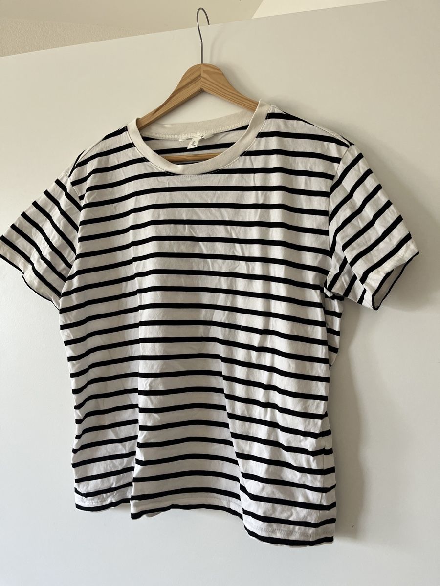 H&M T-shirt: Gestreiftes T-Shirt – Usato da Allschwil venduto da MaloseS08 1