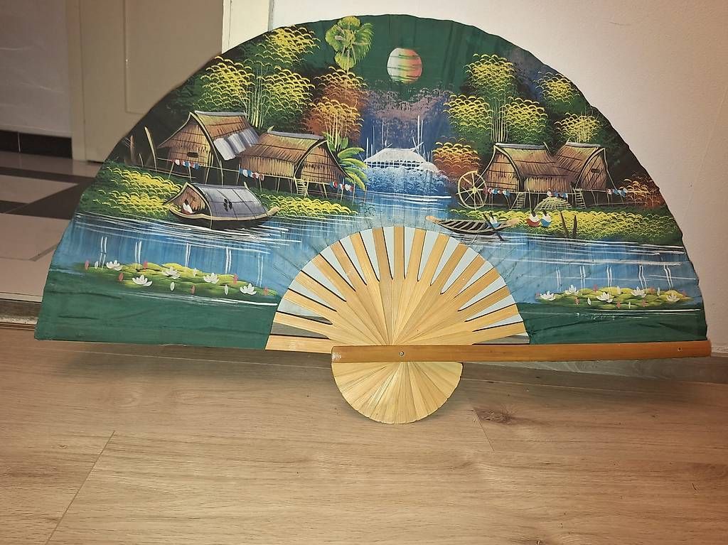 Tutte le decorazioni: riesiger Fächer – Usato da Olten venduto da si91