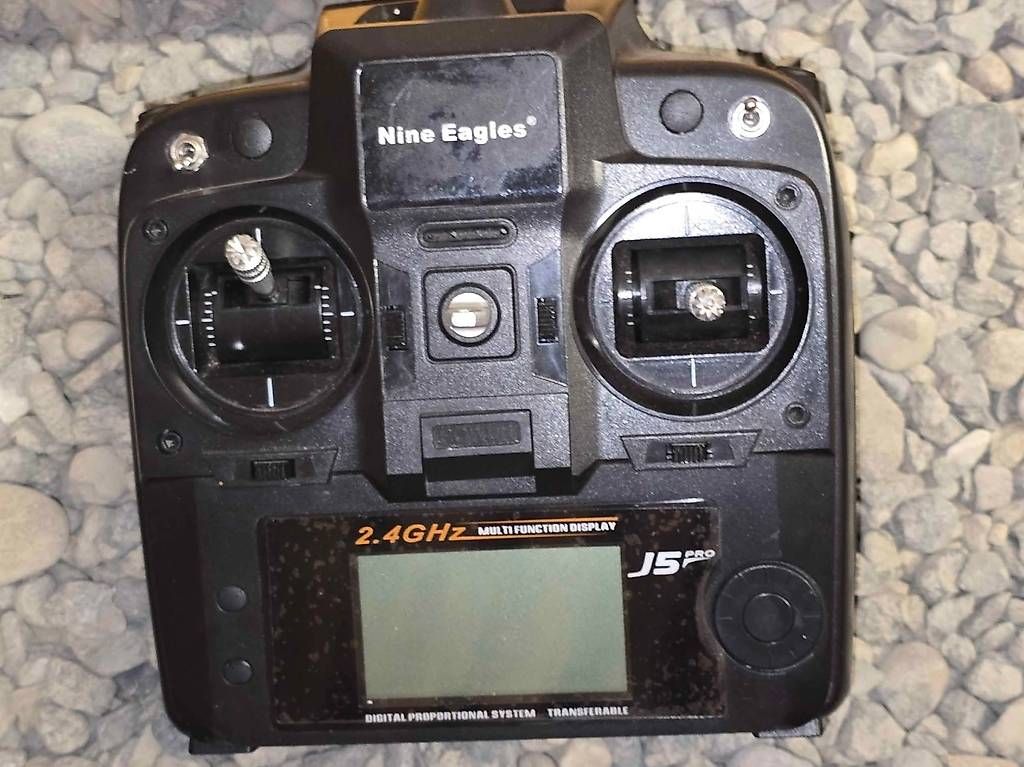 Modellismo RC: RC Flugzeug Alfa 1.80 m Breit 1.00 m Lang – Usato da Lenzburg venduto da cameleoncolor 1
