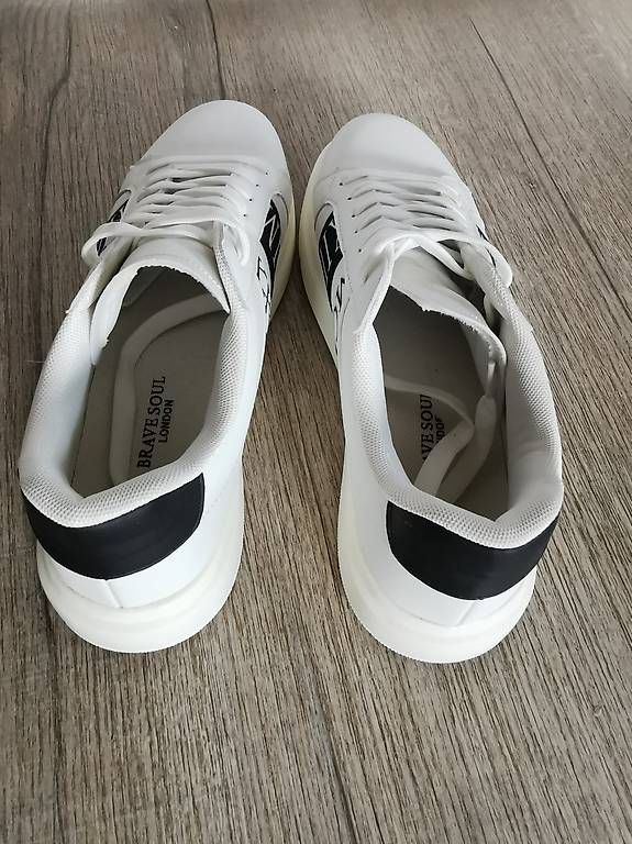 Chaussures hommes: Sneaker / Freizeitschuh – D'occasion à Lausen par 04362 1
