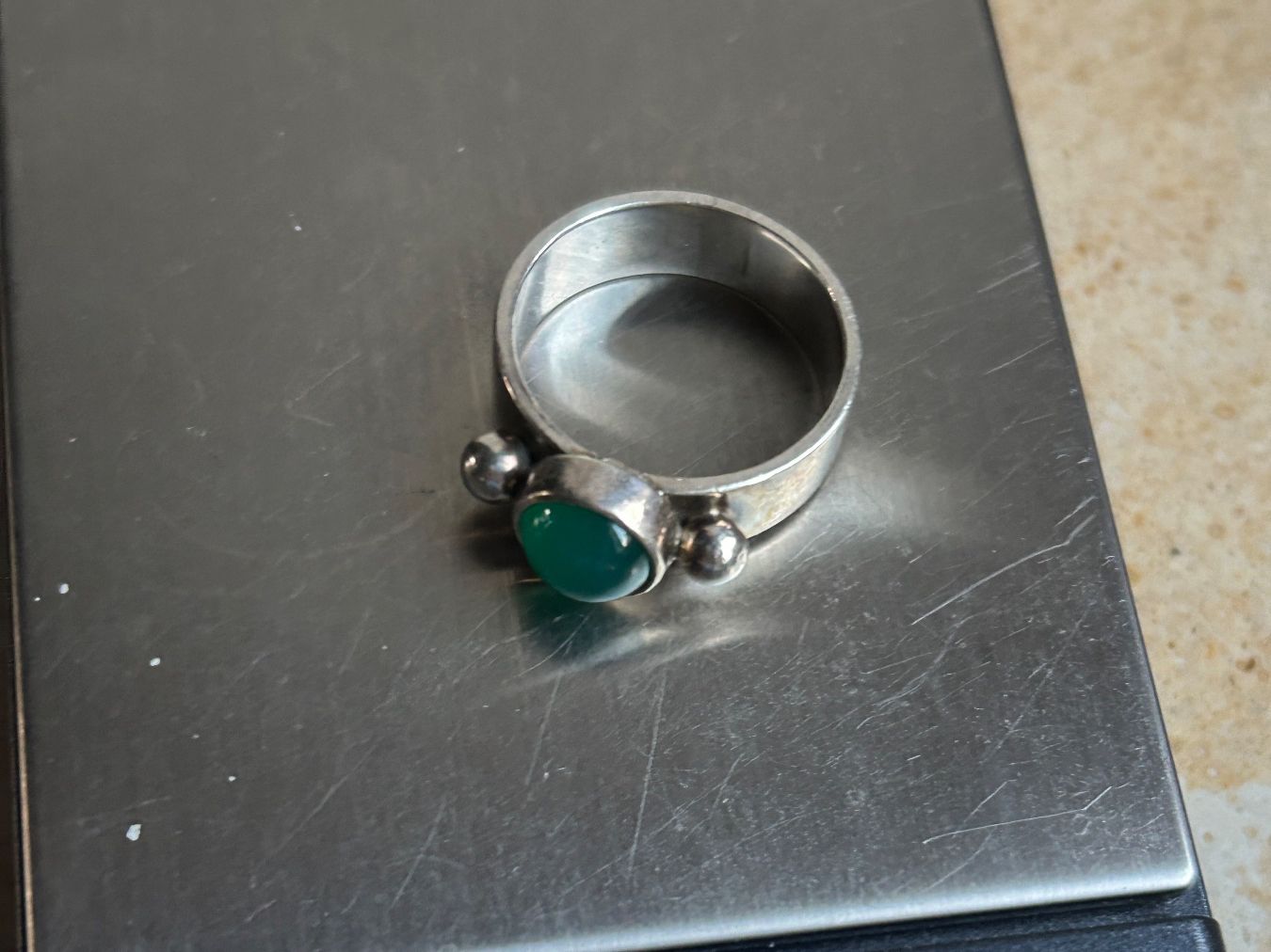 Anelli: Silber Ring mit grünem Stein (Grösse 57) – Usato da Laufen venduto da Bellebellezza 9