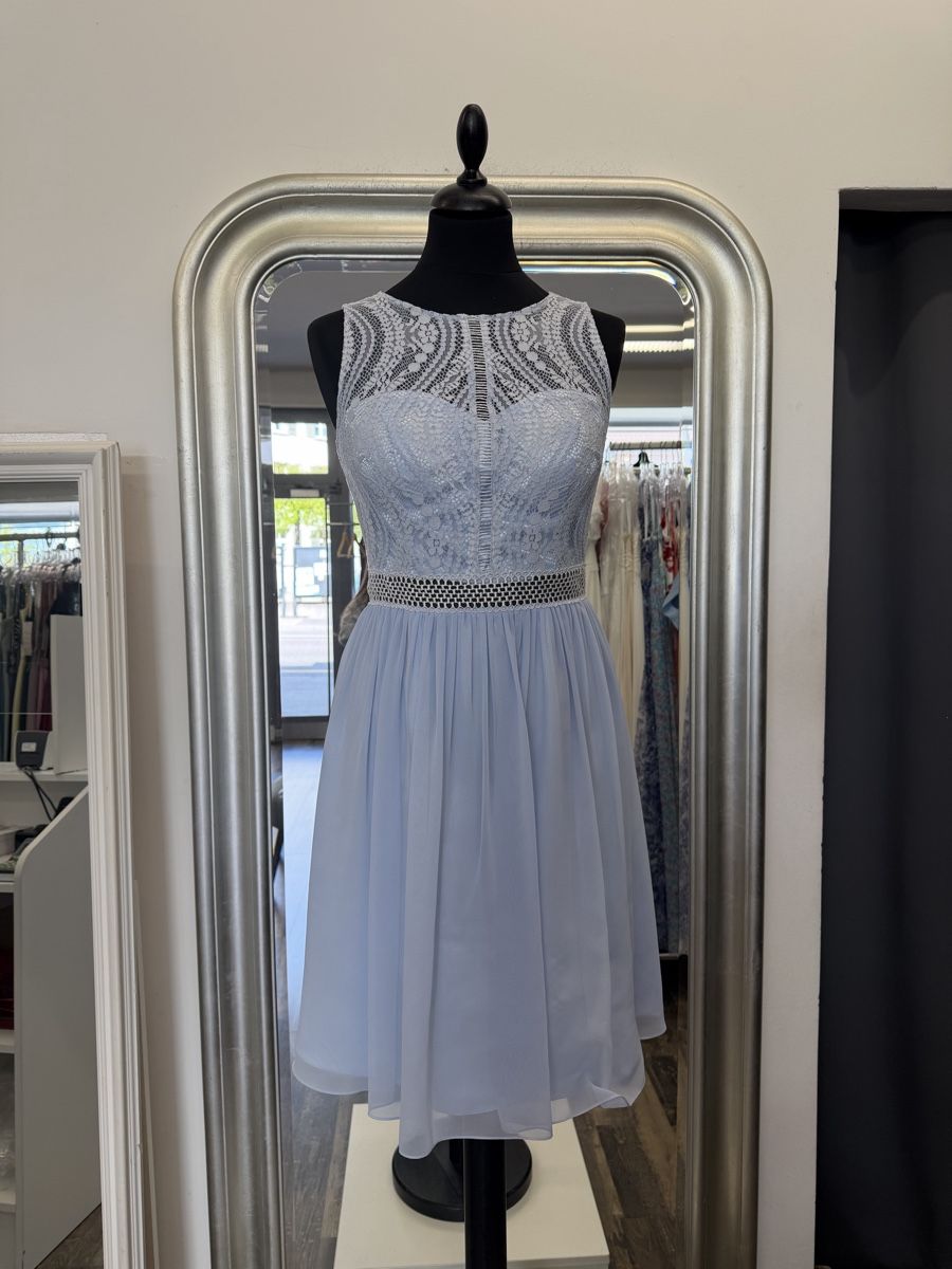 Vestiti: Hellblaues Spitzenkleid - 36 – Nuovo e nell'imballaggio originale da Schlatt ZH venduto da xhesiesi 3