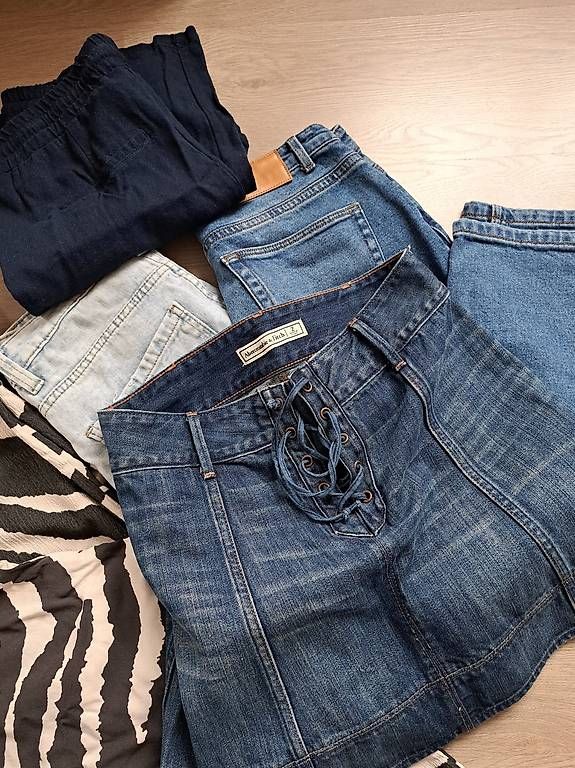 Lotti di vestiti: Riesiges Kleiderpaket Gr 36/ S – Usato da Biel/Bienne venduto da Flowi 1