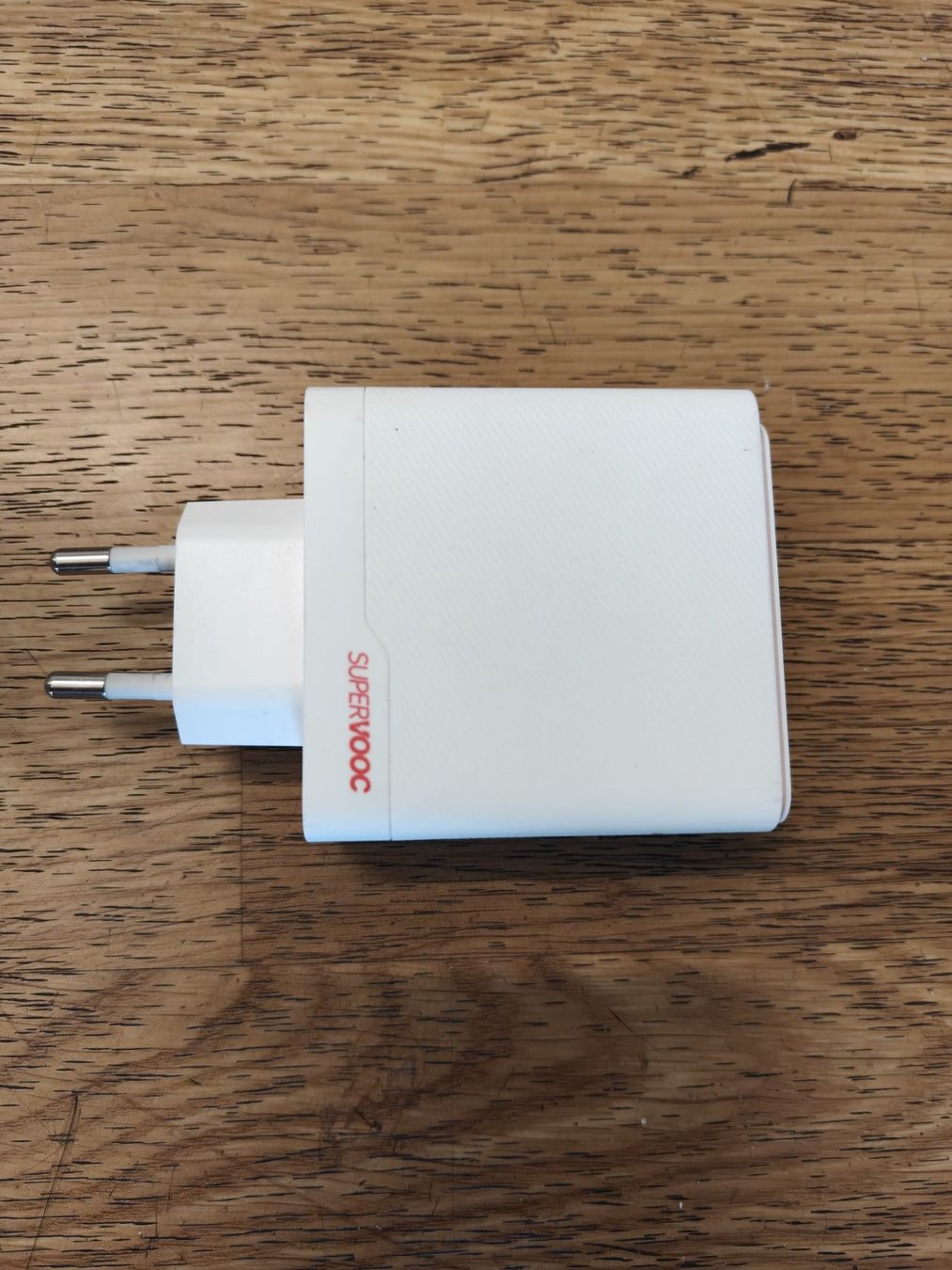 OnePlus Caricabatterie: 100W OnePlus SuperVOOC Netzteil Ladegerät – Usato da Wettingen venduto da Davidos17