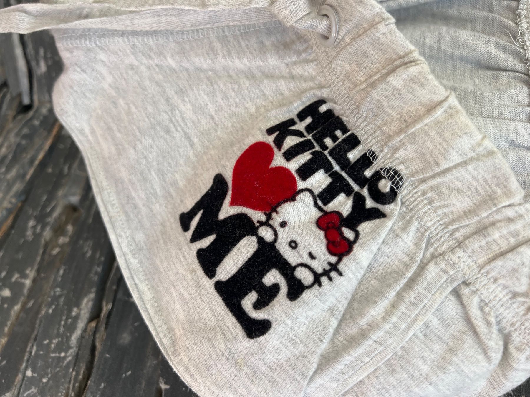 Oysho Pantaloni: Neue Hello Kitty Shorts – Nuovo (secondo la descrizione) da Tagelswangen venduto da fireiceprincess 4
