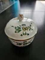 Meissen Zuckerdose mit grünem Drachen-Motiv und Goldrand