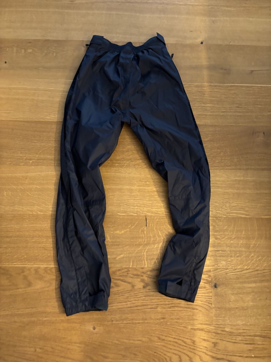 Trevolution Pantaloni: Trevolution Regenhose  – Usato da Würenlos venduto da Ashley24 1