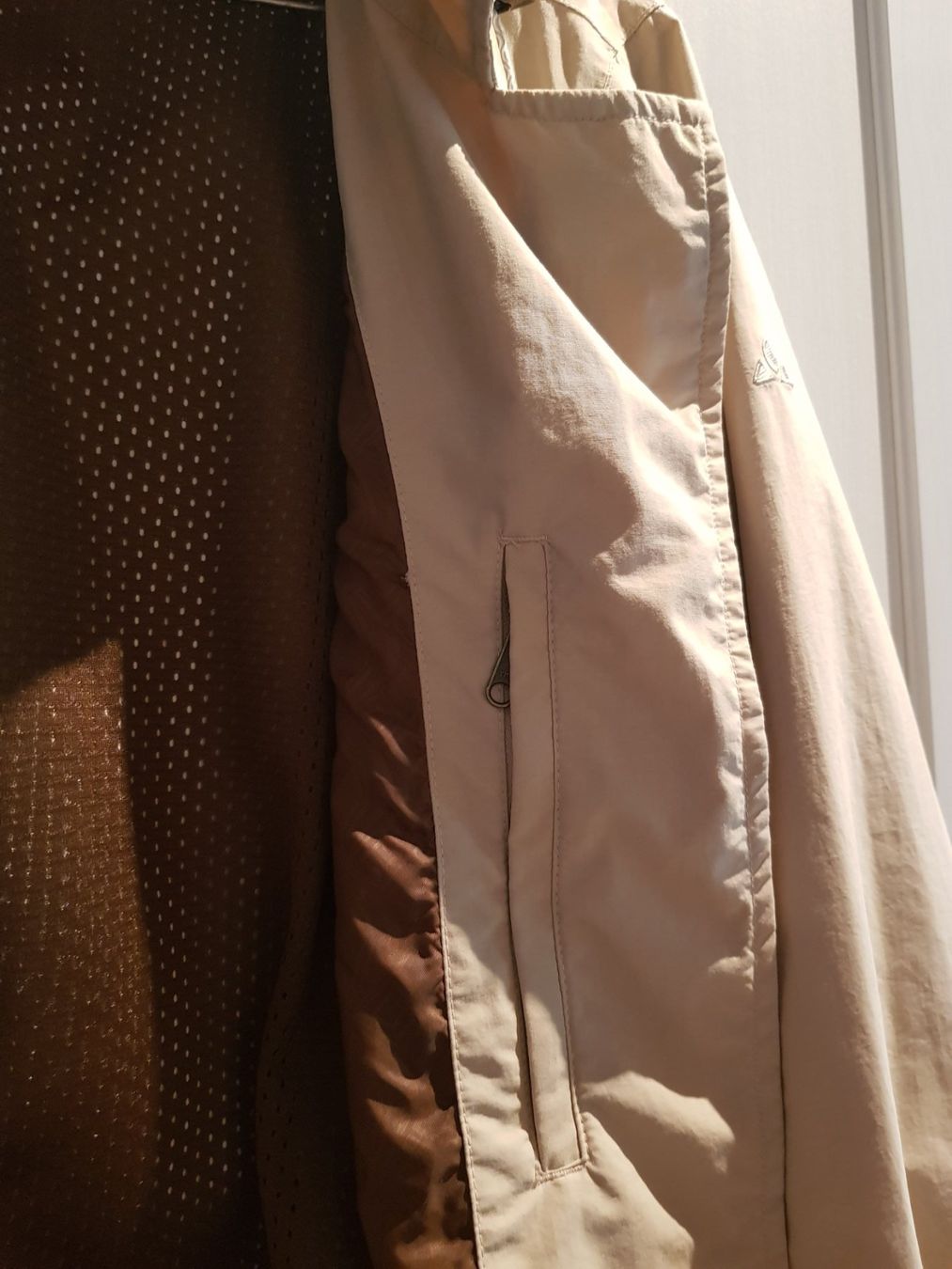 Mäntel: Trendy short coat from VAUDE, beige with copper-brown lining – Gebraucht aus Turbenthal von viw_48fr 2