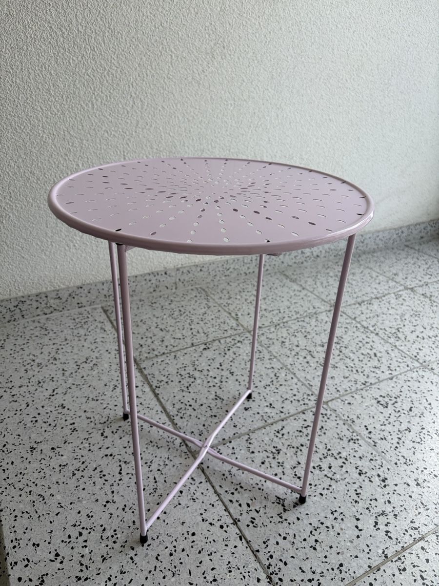 Tavoli: Rundtischchen mit Lochmuster für Balkon oder Garten – Nuovo (secondo la descrizione) da Dietwil venduto da Linda_mn