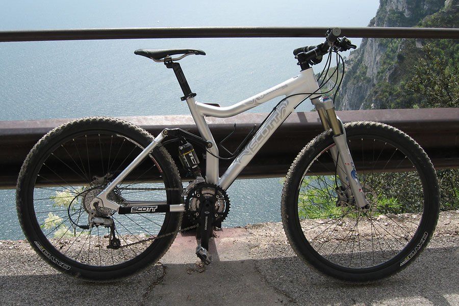 scott contessa fx