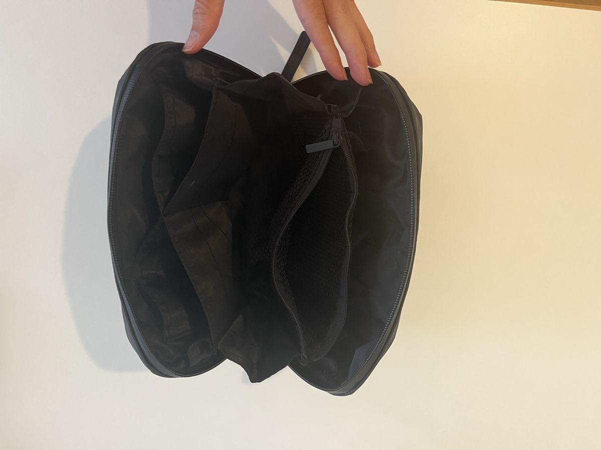 Covers & Borse: Horizn Tech Pouch – Usato da Zürich venduto da vintage_for_you 2