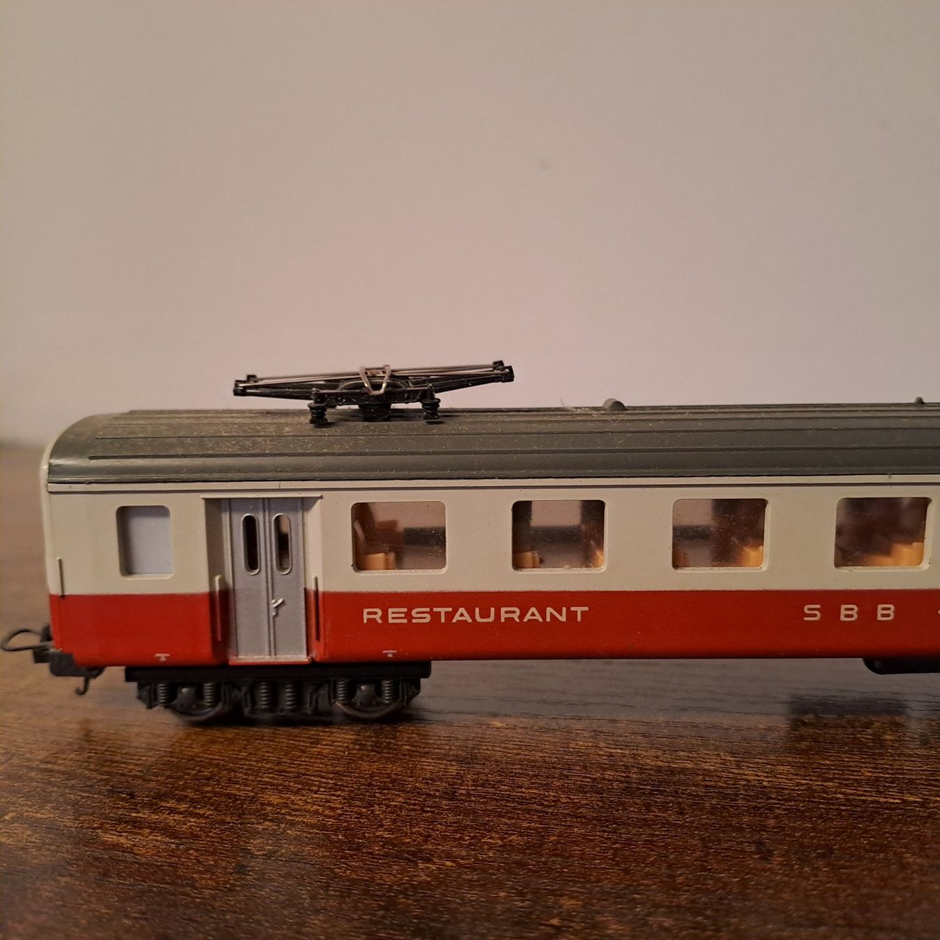Lima Modellini di ferrovie: Lima SBB Restaurant 9211 – Usato da Bertschikon Gossau venduto da Singeruwe 1