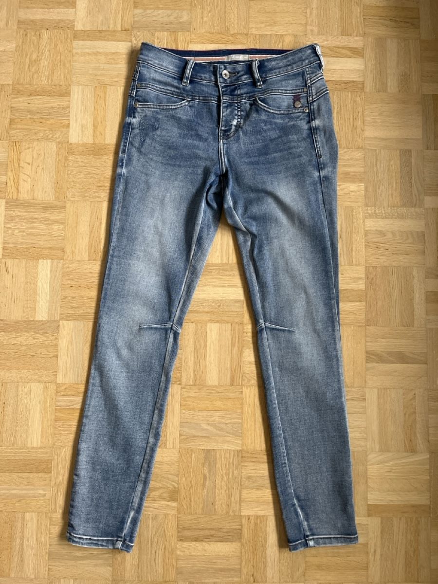 Nile Jeans: Nile Jeans, Grösse XS, hellblau – Usato da Zürich venduto da Kleanthy 4