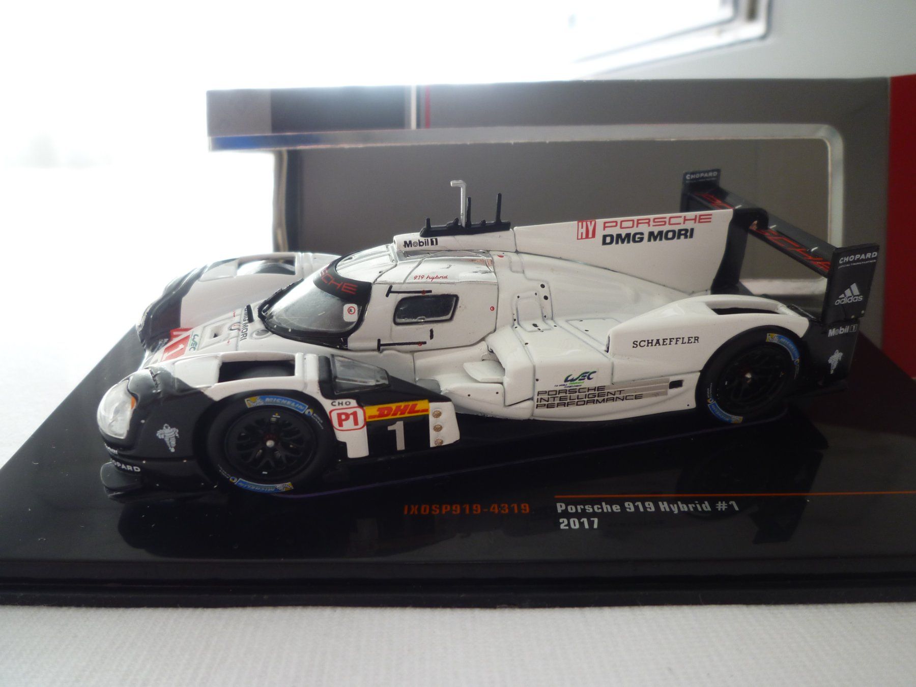 Porsche Modellini d'auto: Porsche 919 Hybrid (2017) – Nuovo e nell'imballaggio originale da Flawil venduto da Imperiosud 4