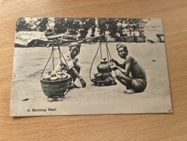Alte Ansichtskarte "A Morning Meal" aus Asien, 1934.