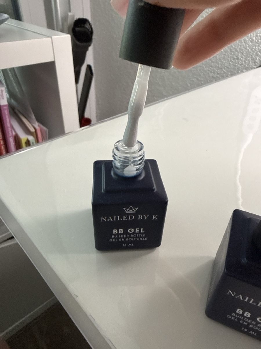 Smalto per unghie: BB gel UV – Nuovo e nell'imballaggio originale da Ursy venduto da noemie.adt 1