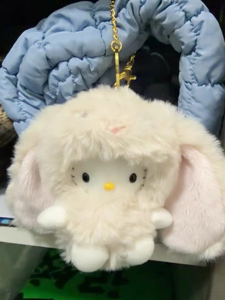 Portachiavi: Kawaii fluffy Hello Kitty bunny plush keychain for winter ba – Nuovo e nell'imballaggio originale da Chur venduto da Madeys