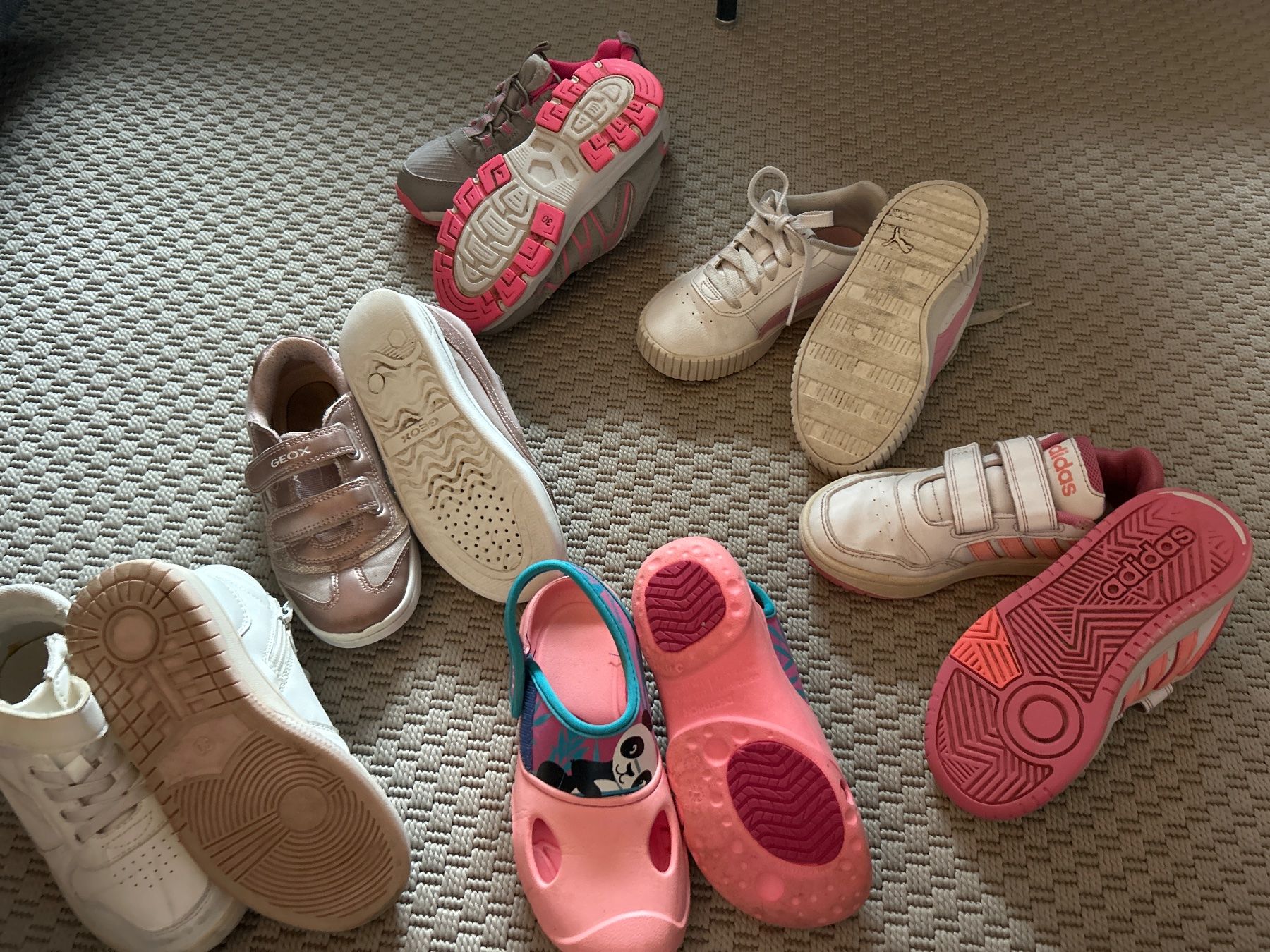 Lotti & Set di vestiti: Kinder-Schuh-paket Gr. 30 – Usato da Rothrist venduto da Nadjane 1