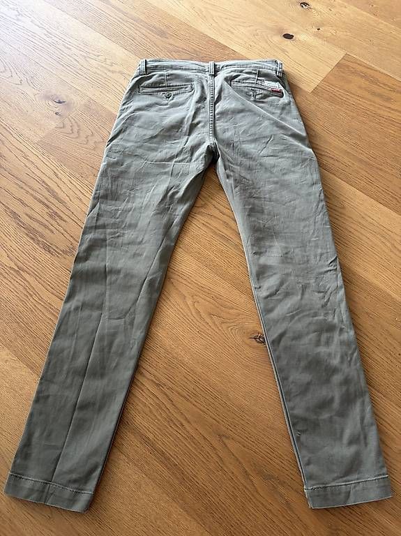 Hosen: Levis Chino – Gebraucht aus Affoltern am Albis von Domturbo 1