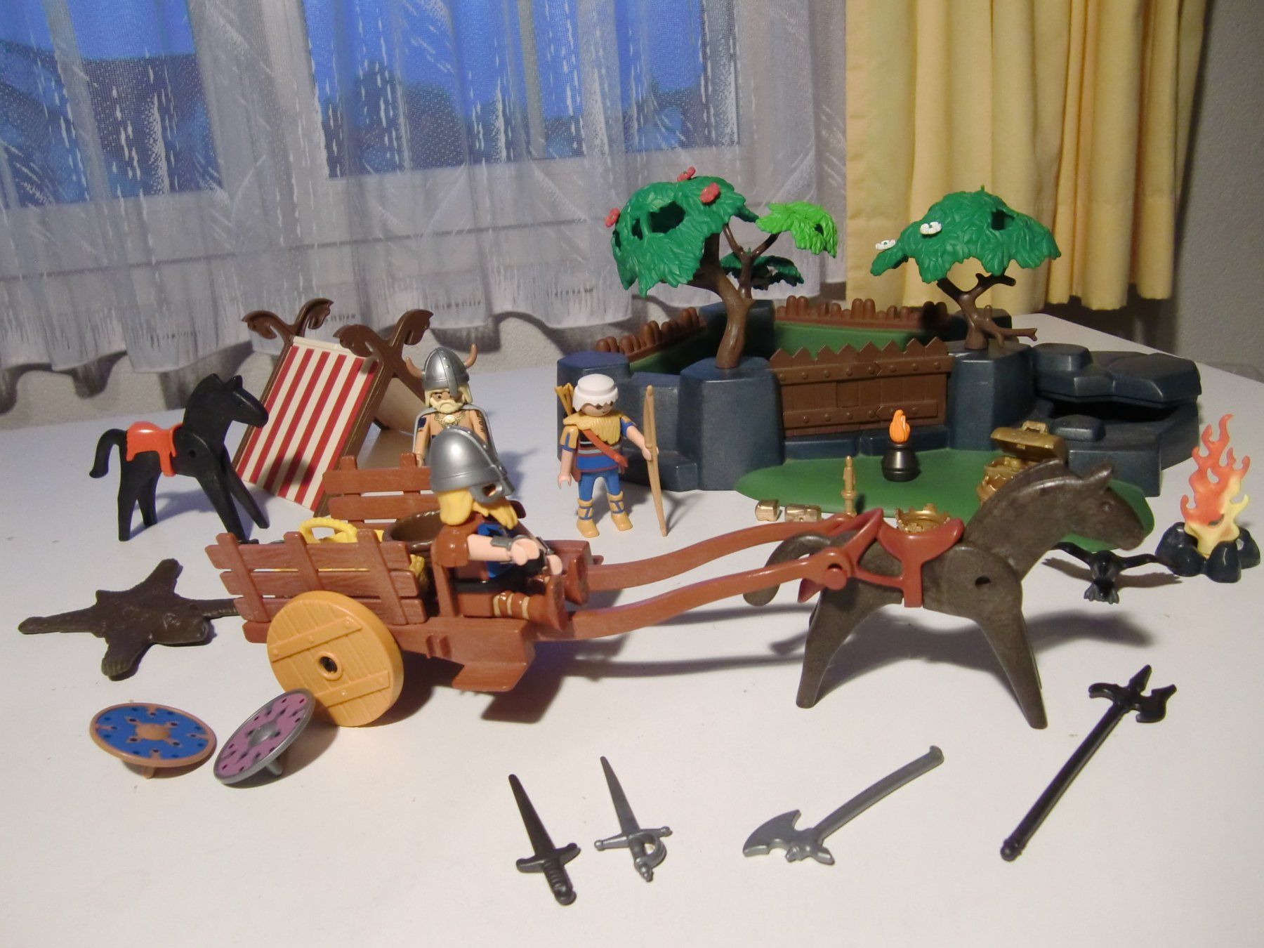 Playmobil Giocattoli: Playmobil Konvolut Wikinger Lager + Wikinger Bastion – Usato da Arbon venduto da magenta10 2