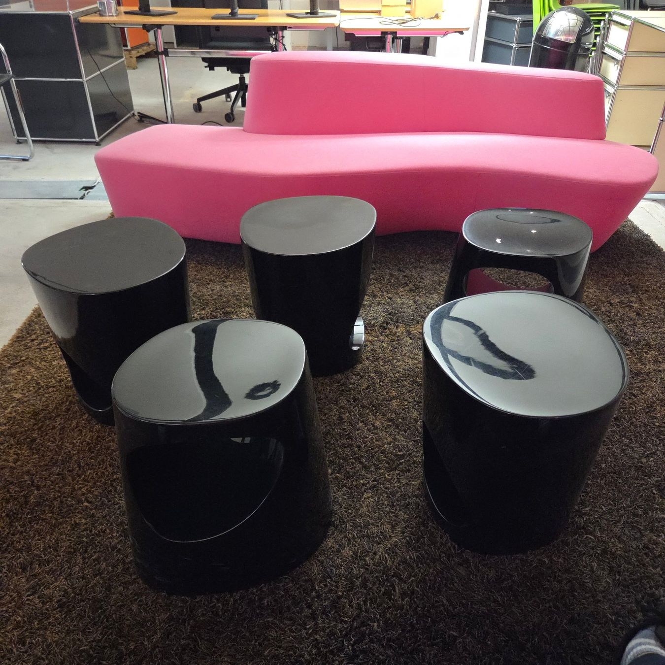 Hocker: Tacchini Polar Table / Hocker – Design von PearsonLloyd – Gebraucht aus Affoltern am Albis von Zapro 2