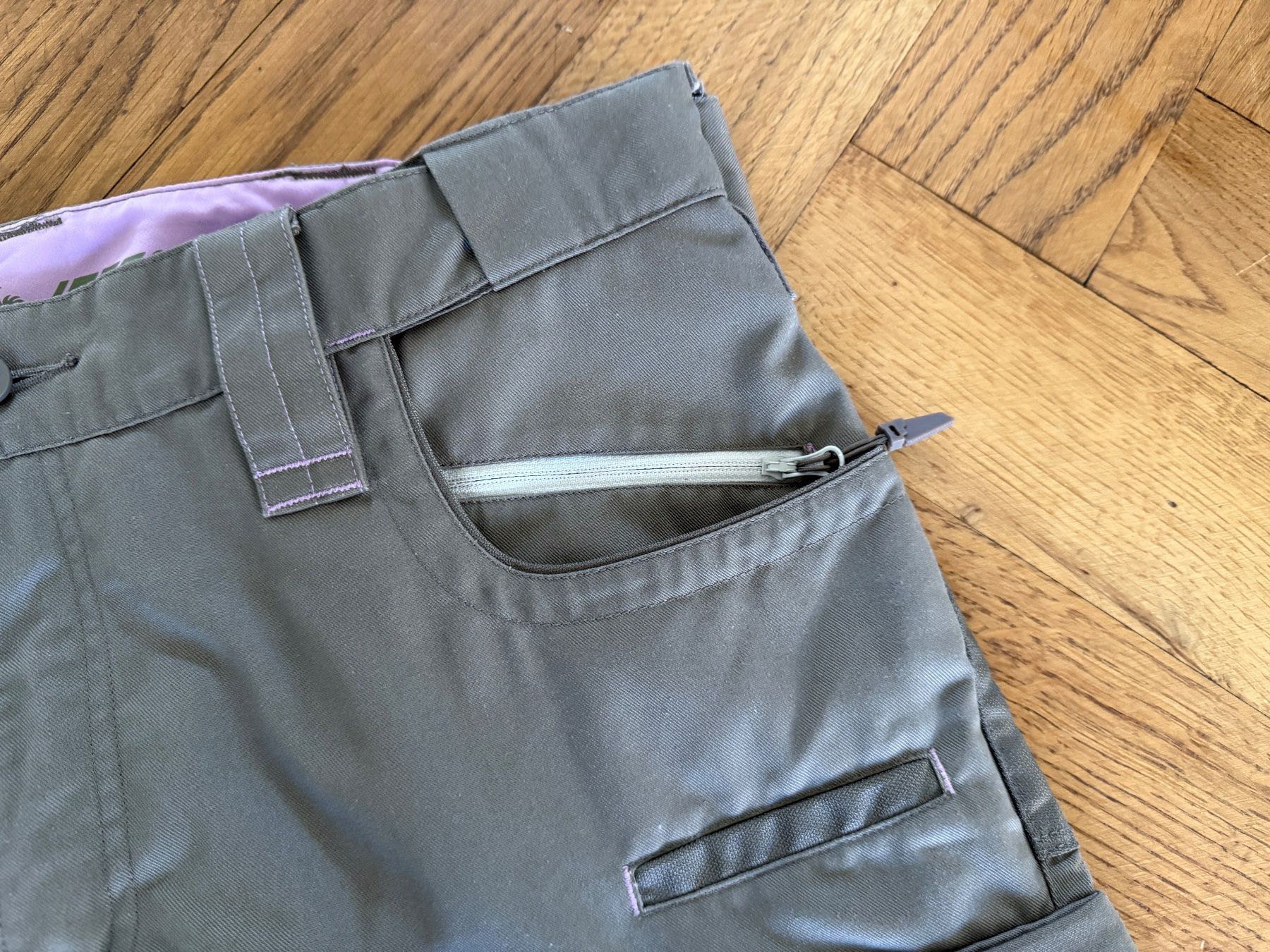 Engelbert Strauss Pantaloni: Kurze Engelbert Strauss Grösse 42 Hose motion Damen – Usato da Ennetbaden venduto da mapa05 2