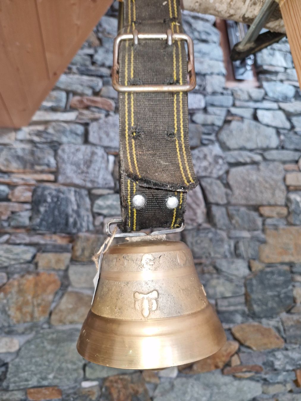 Cloches & sonnailles: Glocke Treichel – D'occasion à Guarda par rue_bpd7