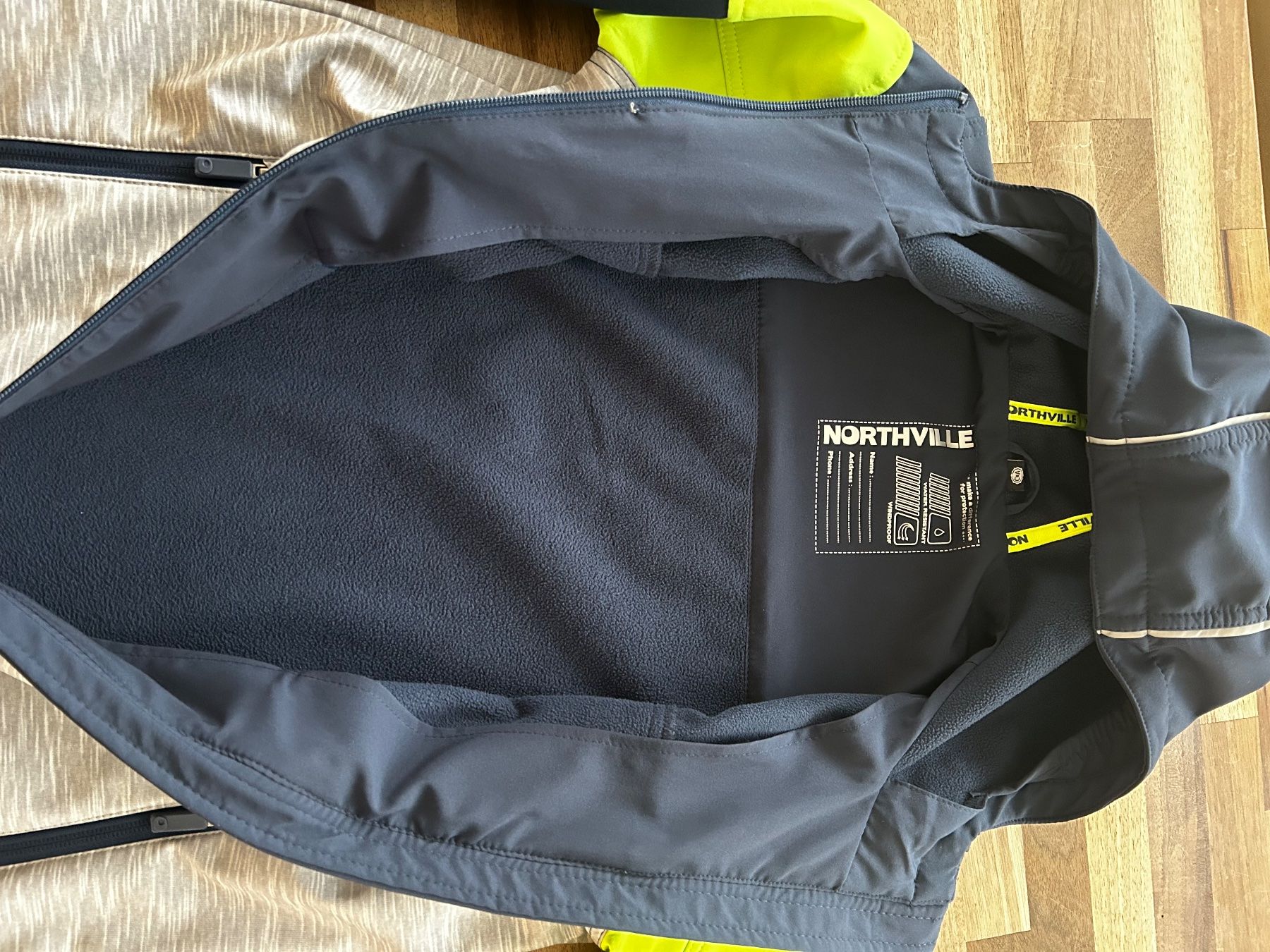 C&A Jacken & Mäntel: Windstopper-Jacke Northville, Grösse 158 – Gebraucht aus Oberwil-Lieli von Mhd 7