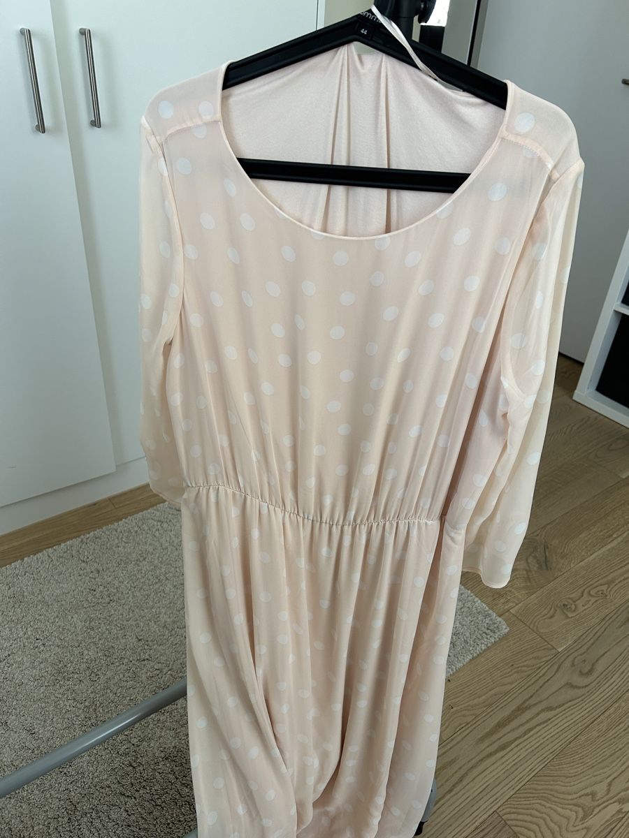 Comma Vestiti: Rosa Comma Kleid lang - Größe 44, super Zustand – Usato da Steinhausen venduto da World-Wide-Jenni 1
