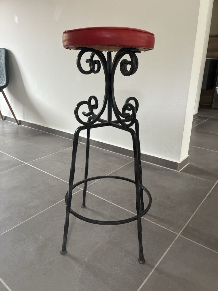 Sgabelli: Tabouret en fer forgé  – Usato da Moutier venduto da dyl_rth2 1