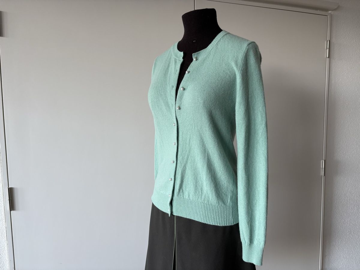 Benetton Giacche: Benetton Strickjacke, XS, Mintgrün, wunderschön – Usato da Bern venduto da Etzy 1