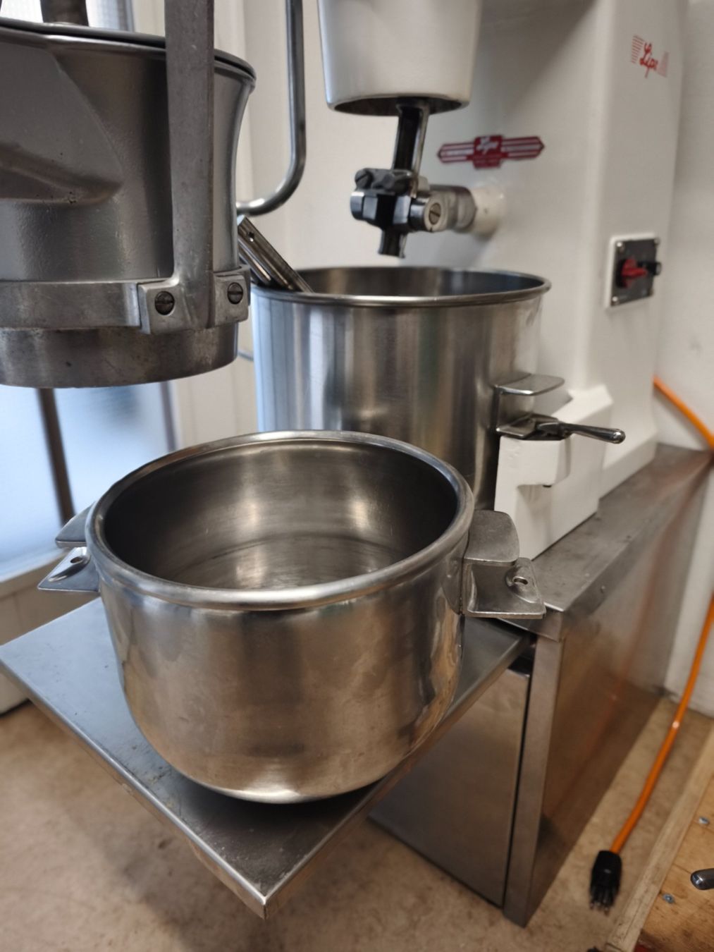 Lips Elettrodomestici da cucina: Lips Junior mit Gemüseschneider Pasevite Fleischwolf – Usato da Lengnau BE venduto da turbostef 8