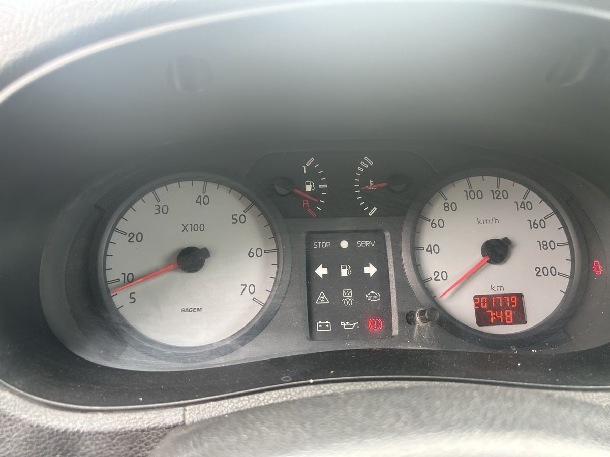 Renault Autos: Renault Kangoo 4x4 frisch ab MFK – Gebraucht aus SCHÜPBACH von 2002-tii 9