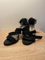 Schwarze Tanzschuhe mit Absatz