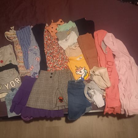 lot habits filles enfants 122/128.