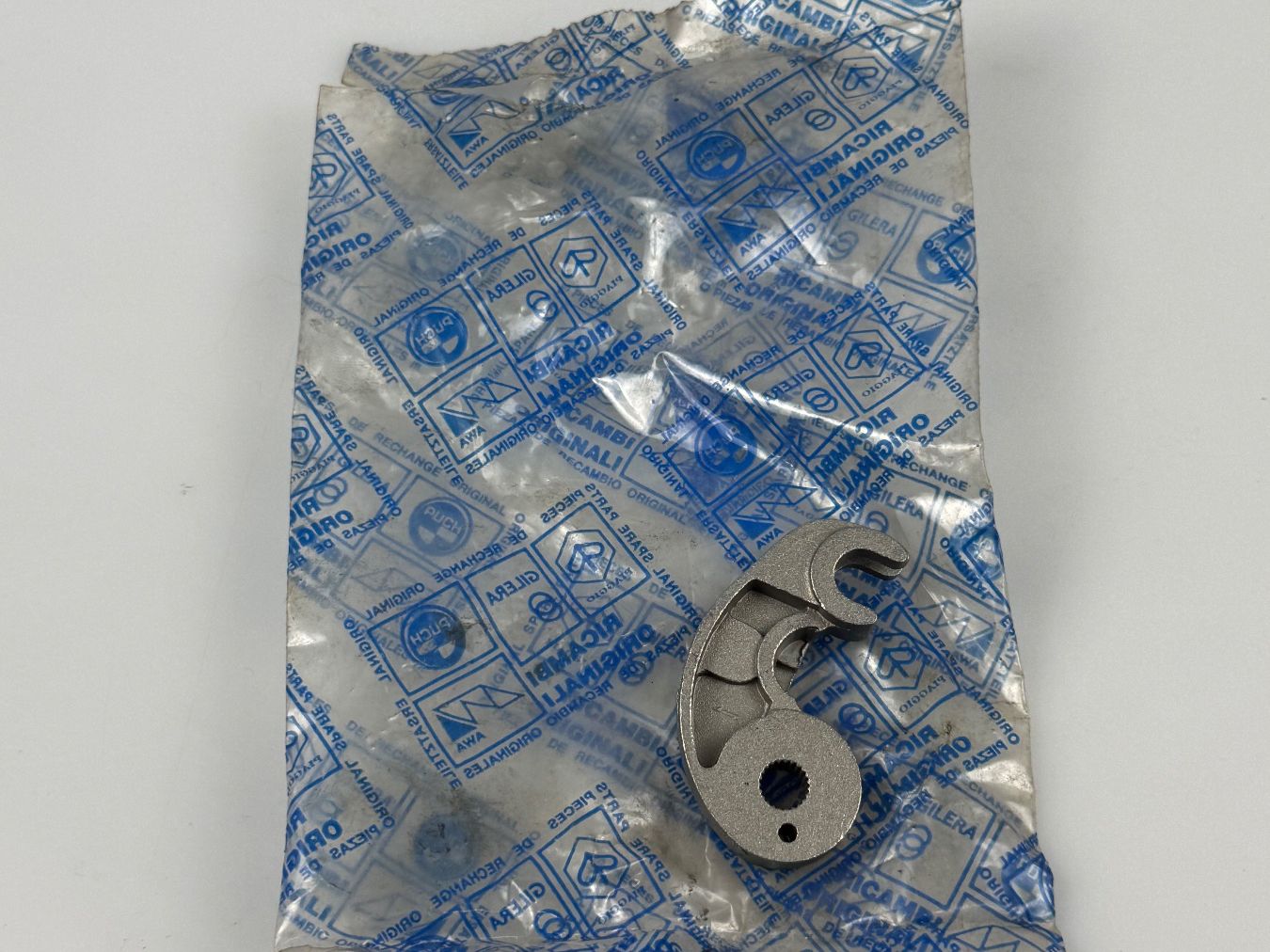Puch Ciclomotori: Kupplungshebel Puch Maxi E50 NOS – Nuovo e nell'imballaggio originale da Hallau venduto da mofaplus 1