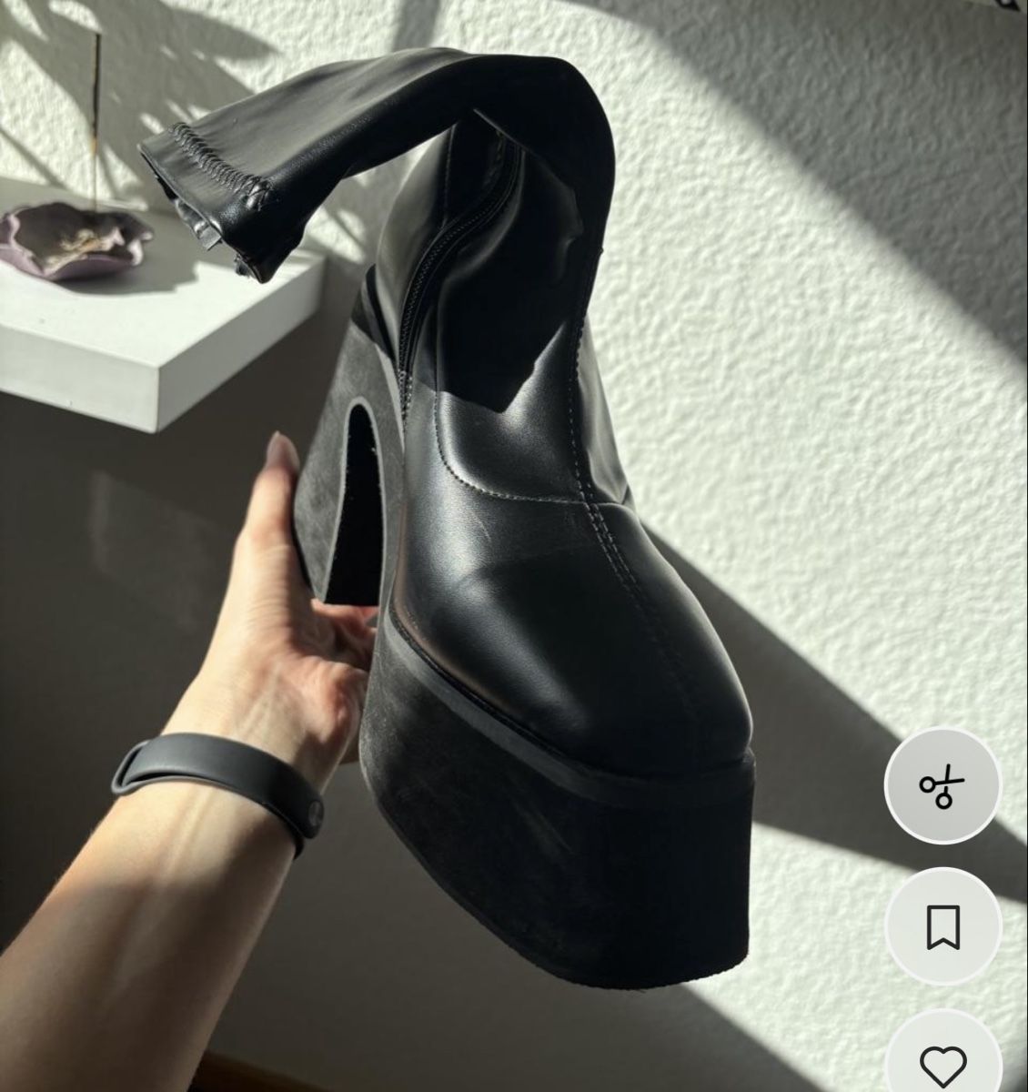 Bottes de soin: Platform Chunky Boots Heels – D'occasion à Zürich par nin_8h72 2