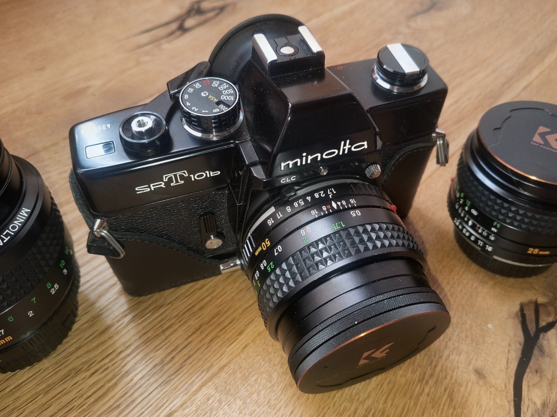 Minolta Kamera: Minolta SRT 101b mit top Festbrennweiten – Gebraucht aus Wald ZH von tok 1
