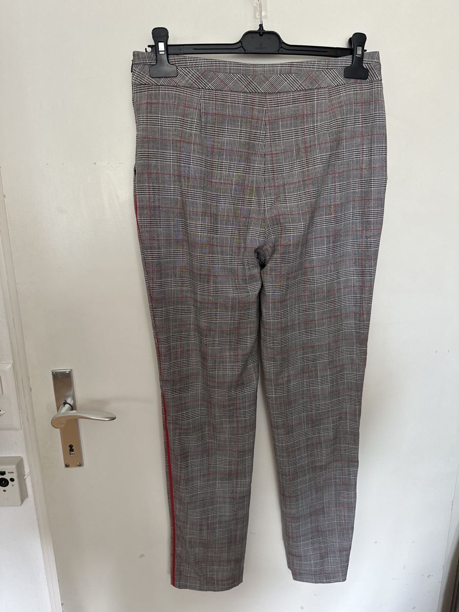 Kookai Pantalons: Pantalon Kookai taille 38 – D'occasion à lausanne par annec777 3