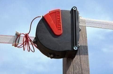 Altre attrezzature per stalle: Zaunband mit Aufroller "Flexigate" 7.5m – Nuovo e nell'imballaggio originale da St. Gallen venduto da schnaeppchen-preise