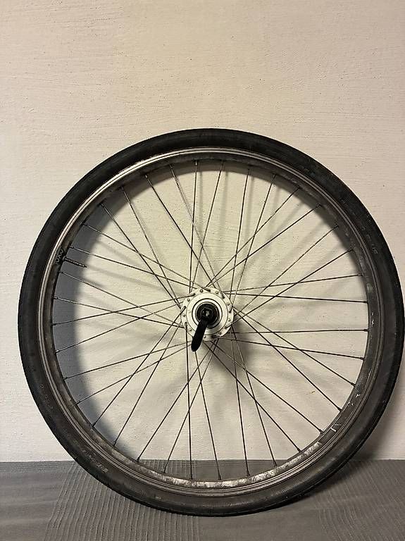 Pièces détachées: Vorderrad 26'' Nabendynamo – D'occasion à Zürich par san_mpf6