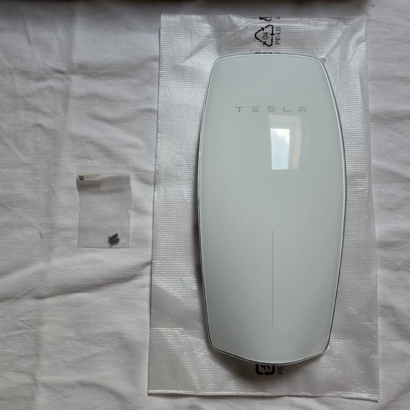 Tesla Caricabatterie: TESLA Wall Connector PLATE – Nuovo e nell'imballaggio originale da Bärau venduto da SWX 6