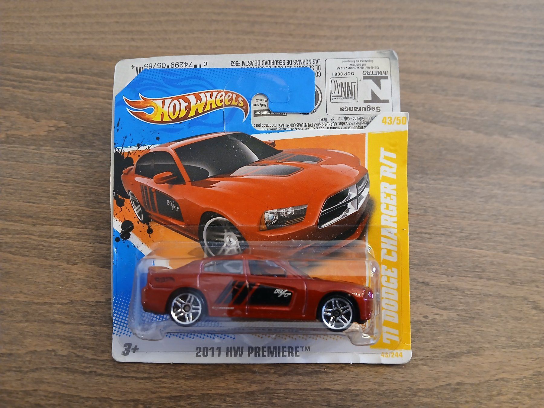 Hot Wheels Modellini d'auto: 2011 Dodge Charger R/T – Nuovo e nell'imballaggio originale da Wiedlisbach venduto da Pontiacman93