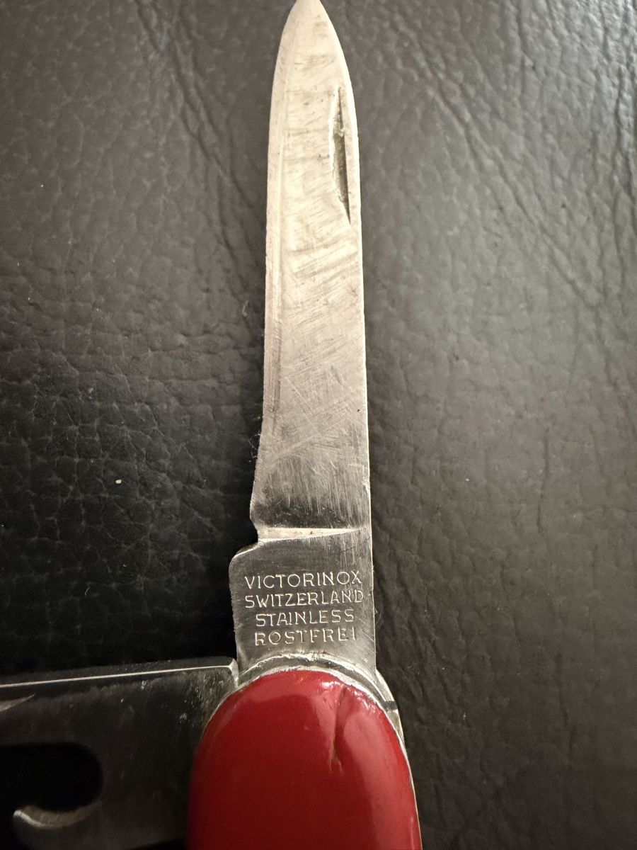 Victorinox Coltelli tascabile: Sackmesser Victorinox-Victoria  – Usato da Baden venduto da noli.r 2