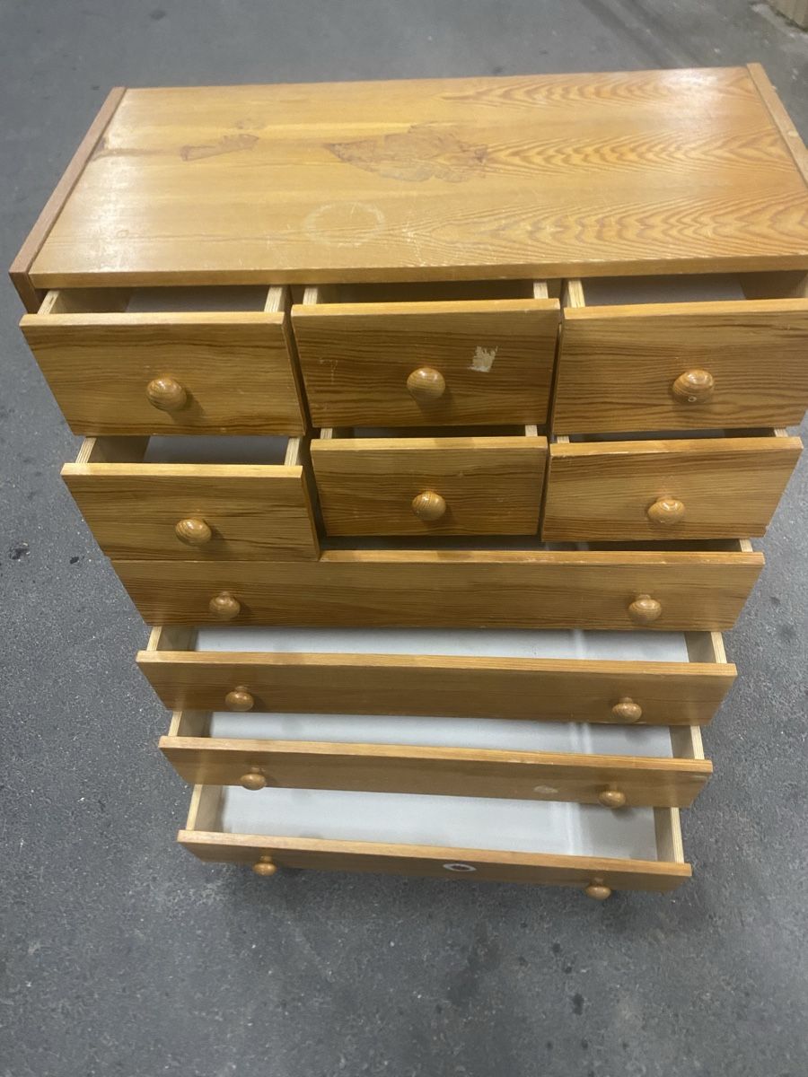 Kommoden: Ancienne commode avec plein de tiroirs – Gebraucht aus Concise von collinet.1426 4