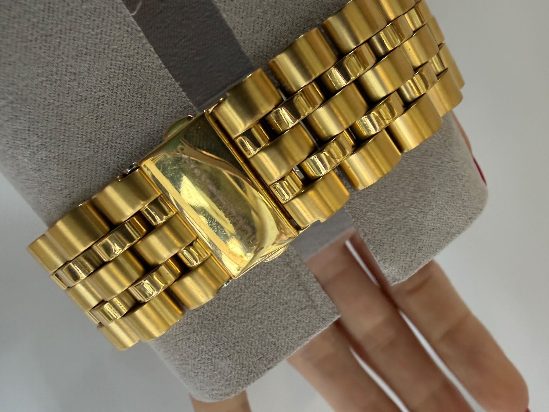 Michael Kors Orologi: Michael Kors Uhr in Gold – Usato da Zürich venduto da SecondhandZurich 2