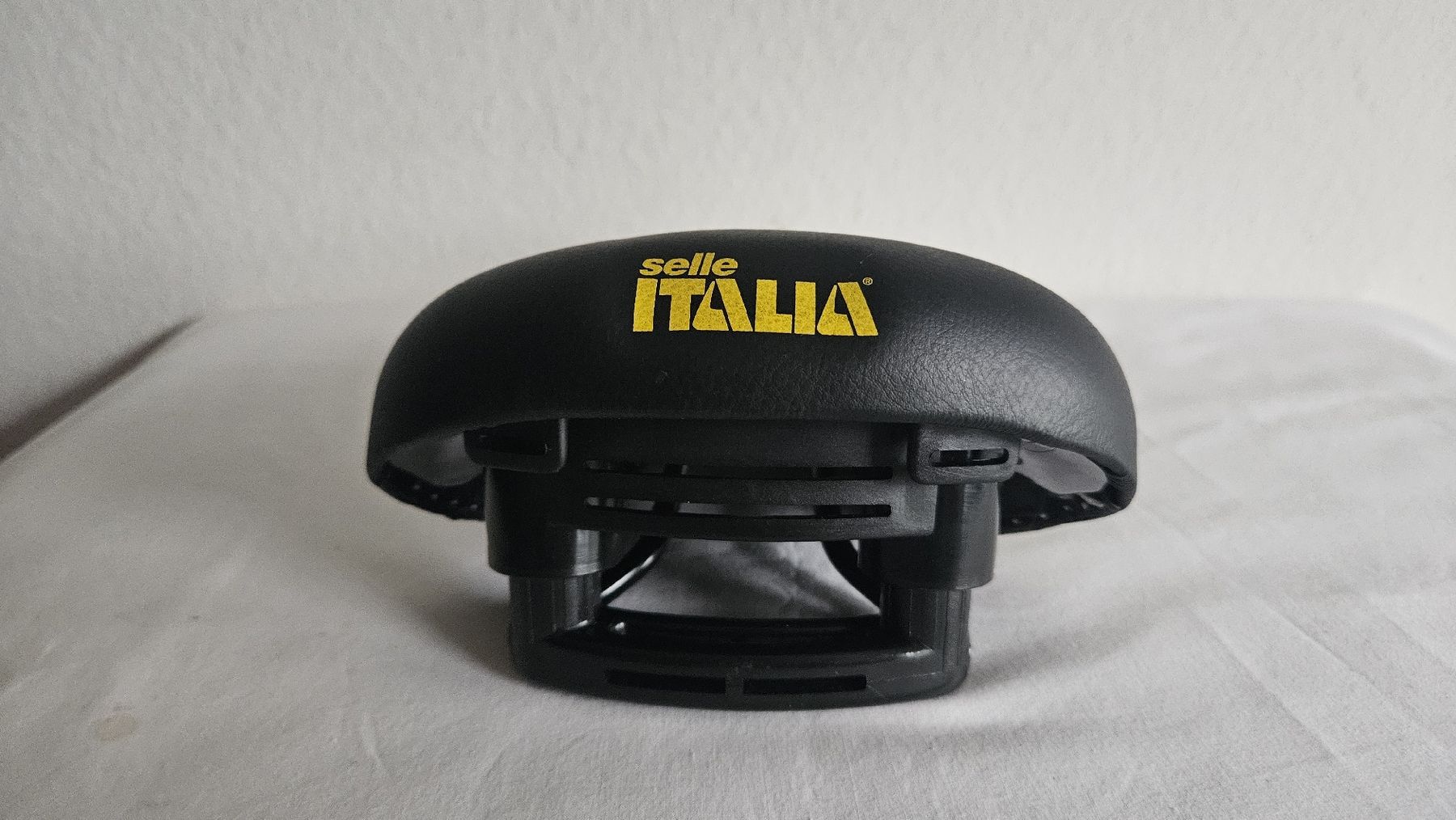Selle Italia Pezzi di ricambio: Selle Italia Sattel Activa Lady – Nuovo (secondo la descrizione) da Ettingen venduto da samiba