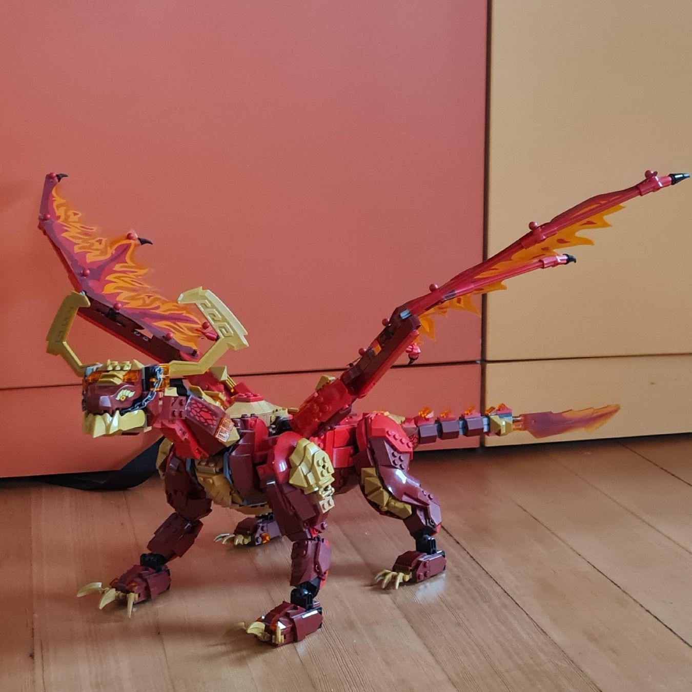 Lego Kit di costruzioni: Roter Lego Drache 65 lang,72 cm breit – Usato da Schönholzerswilen venduto da China1981 3